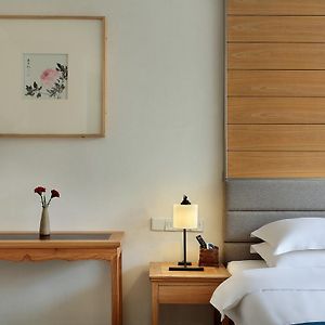 Premier Family King Suite